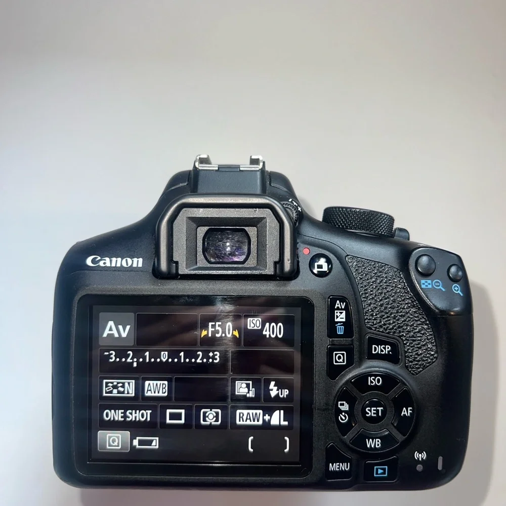Canon EOS Rebel T6 Digital SLR Camera with 18-55mm Lens and Charger